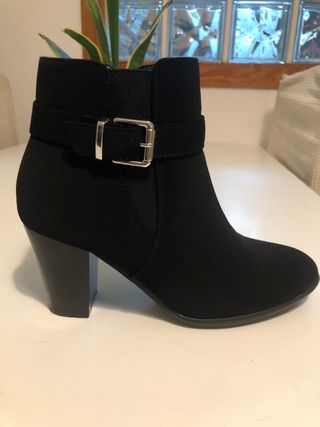 Botines de tacón negras para mujer
