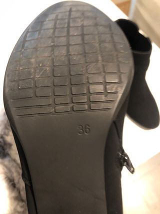 Botines de tacón negras para mujer