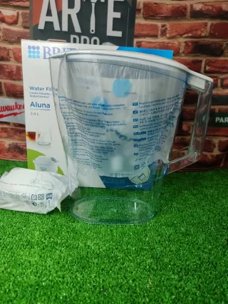 Jarra Brita 2.4L con filtro