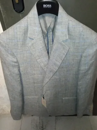 Chaqueta Hackett Gris Nuev(precio etiqueta 650 )