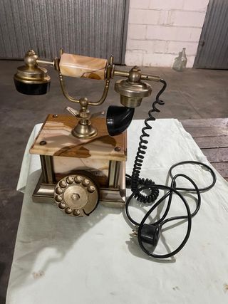 Telefono antico in onice e ottone