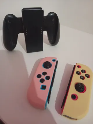 Mandos Nintendo Switch Azul y Rosa