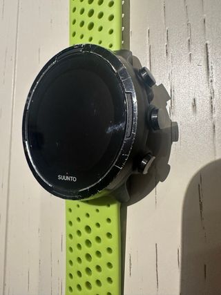 Suunto 9 Baro con cargador y correas