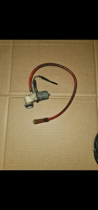 Bomba Limpia Parabrisas Nissan Patrol