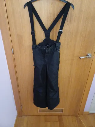 Pantalón de nieve para niño con tirantes 6-8 años