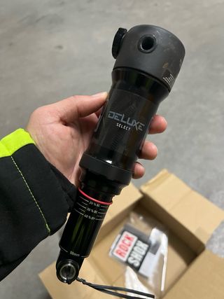 Amortecedor RockShox deluxe select185x55 estragado