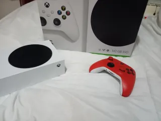 Xbox Series S 512GB Roja y Blanca
