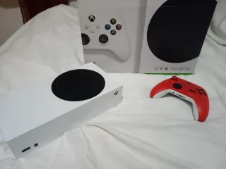 Xbox Series S 512GB Roja y Blanca