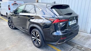 Lexus NX300h F-sport