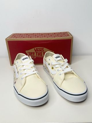 Vans Filmore Decon Floral Crema Talla 40