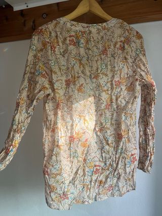 Blusa Natura floral manga larga