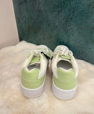 Zapatillas Pull&Bear Verde y Blanco