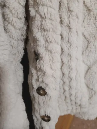 Chaqueta beige de borreguito