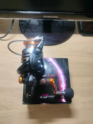 Carrete de pesca conetic raycar 2500 para chocos..