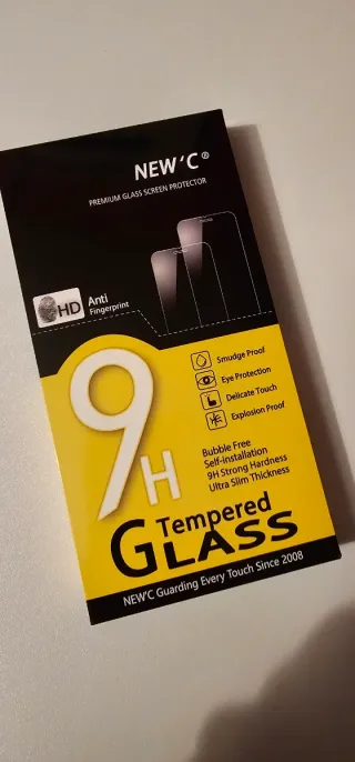 2 x Protezioni Schermo iPhone 15 Pro NEW'C