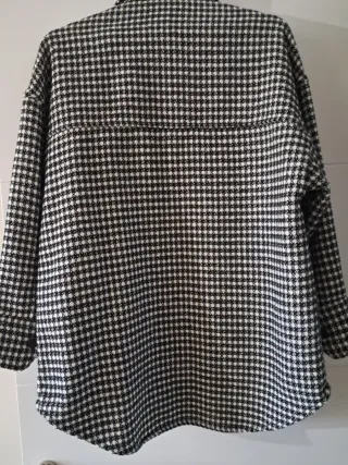 Sobrecamisa Zara Cuadros Blanco y Negro