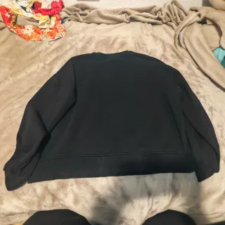 Sudadera negra
