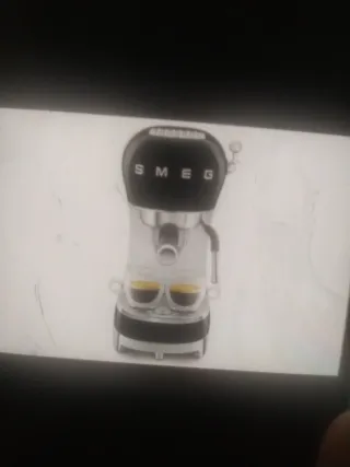 Cafetera Espresso Smeg con Molinillo