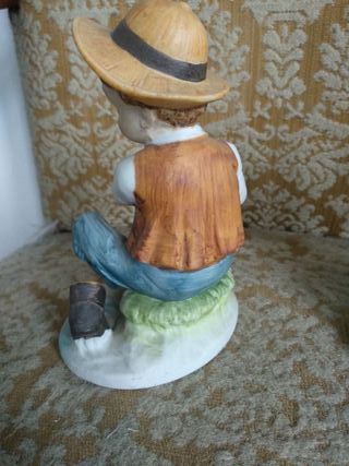 Figuritas antiguas niño y niña