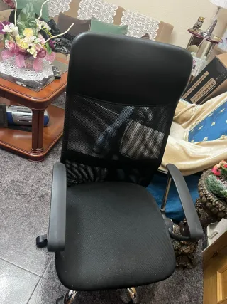 Silla de escritorio.