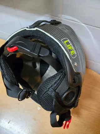 Casco de esquí AWE carbono