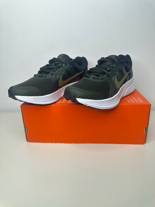 Nike Run Swift 2 Talla 42 Verde Negro Unisex