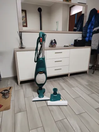 Folletto VK 140 con battitapetto originale