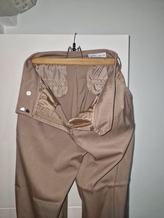 Conjunto Chaleco y Pantalón Lefties Beige