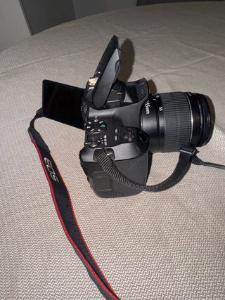 Canon EOS 250D Cámara DSLR