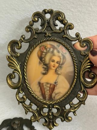 Antichi quadretti in bronzo con ritratti