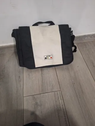 Mochila Lucky Strike Negra y Blanca