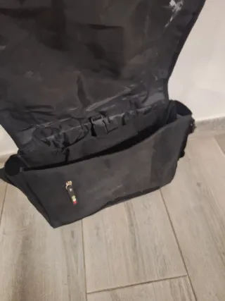 Mochila Lucky Strike Negra y Blanca