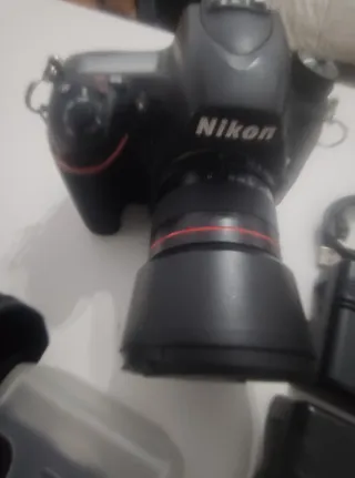 Nikon D750 + flash + objetivo + accs + grip +++