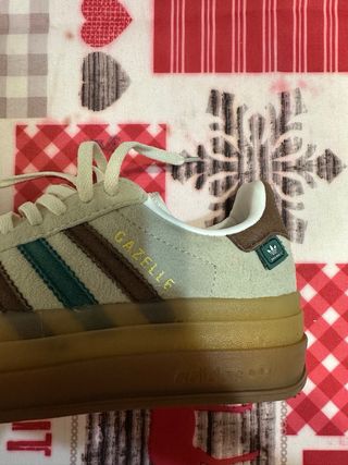 Adidas Gazelle Mujer Talla 36 Beige/Marrón