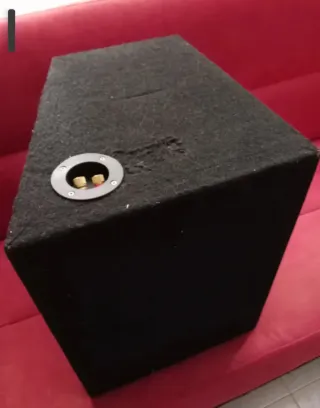 Infinity Reference 12" Subwoofer con cajón sellado