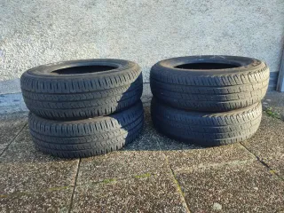 4 Neumáticos de Carga para furgón