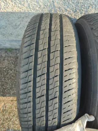 4 Neumáticos de Carga para furgón