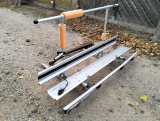 Portamotos plegable para autocaravana