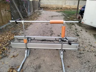 Portamotos plegable para autocaravana