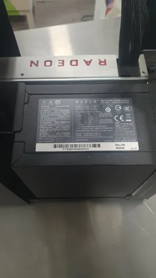 Caja Egpu Razer Core + T. Gráfica Vega Ref. Liqui