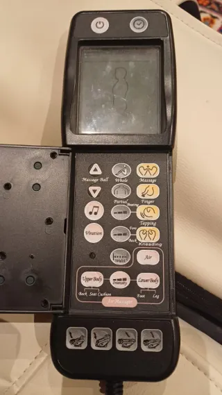 Sillón Masaje BH Fitness M1200CVE Beige