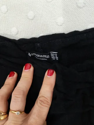 Falda pantalón Stradivarius negra