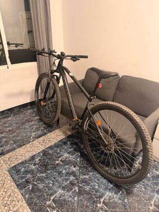 Bicicleta Rockrider 29 Negra