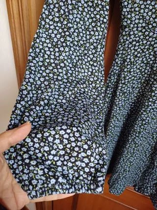 Vestido floral azul y verde