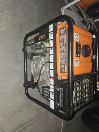 Generador Inverter GENERGY Rodas 3800W