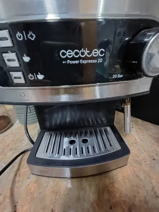 Cafetera Cecotec Power Espresso 20