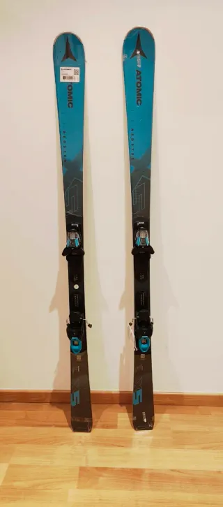 Esquís Atomic Redster X5 talla 168.