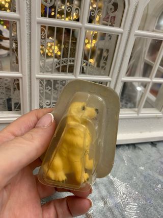 Perro miniatura para casa de muñecas