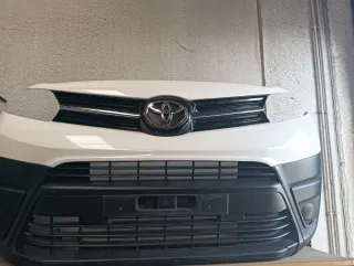 Se vende parachoques toyota proace 2016/2021
