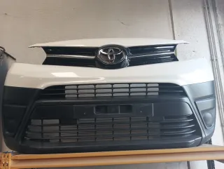 Se vende parachoques toyota proace 2016/2021